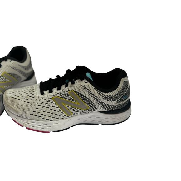 NEW BALANCE Fresh Foam 680 v8 Running Shoes Women's Size 9.0 Preowned - Picture 10 of 10